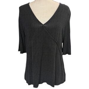 Liz Claiborne, Large, Black & White Short Flutter Sleeve Faux Wrap Style Top